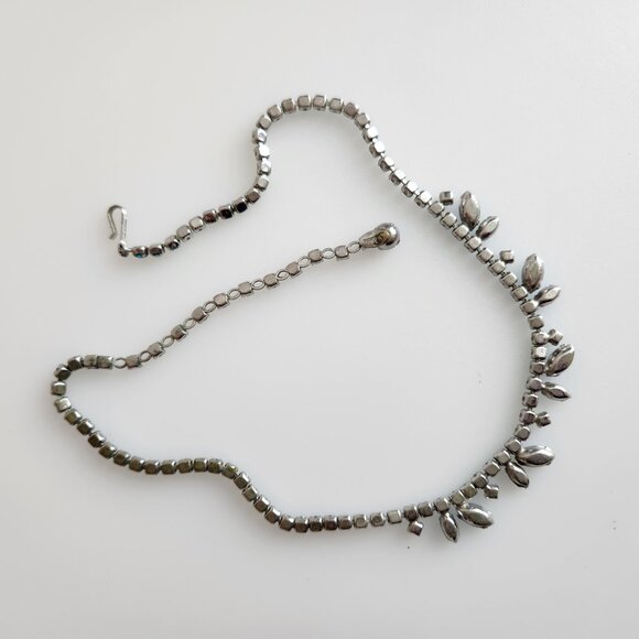 1960 –SHERMAN VINTAGE SPARKLING NECKLACE DECORATED WITH AB BLUE CRYSTALS. - Picture 7 of 9